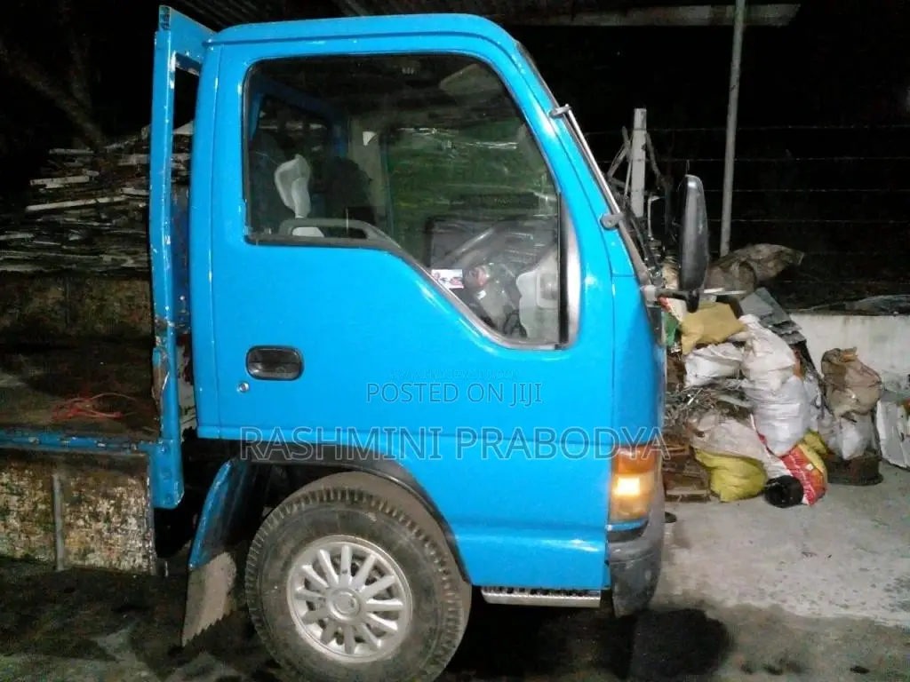 Isuzu Elf 1980 Lorry (Used)