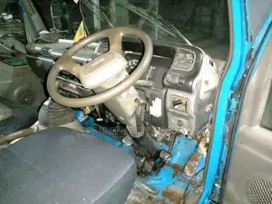 Isuzu Elf 1980 Lorry (Used)