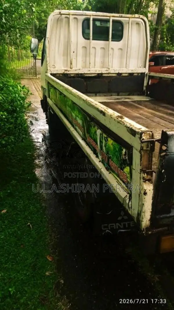 Mitsubishi Canter 1999 Lorry (Used)