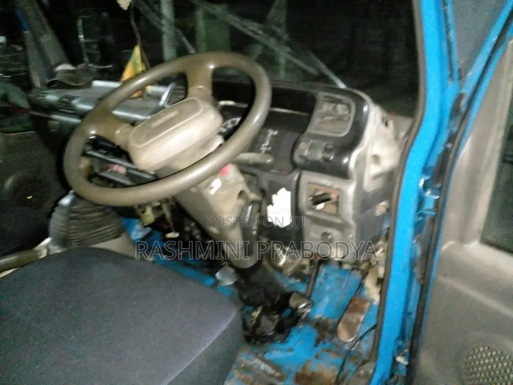 Isuzu Elf 1980 Lorry (Used)