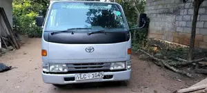 Toyota Dyna 2001 Lorry (Used)