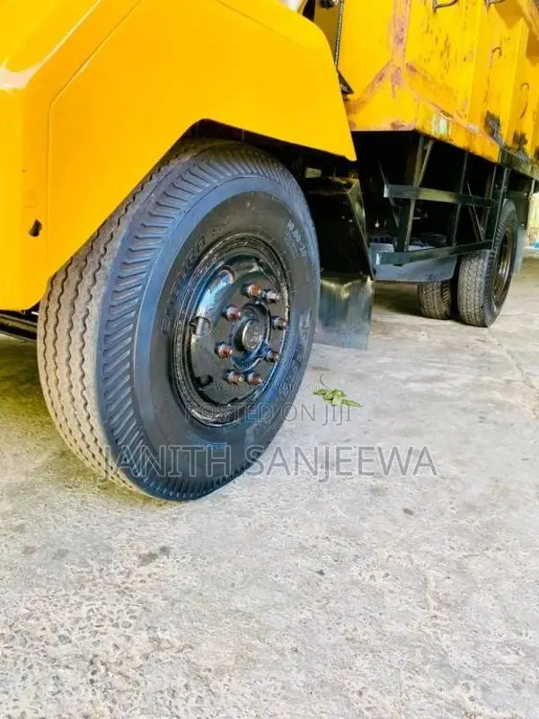 Ashok-Leyland Leyland 2013 Lorry (Used)