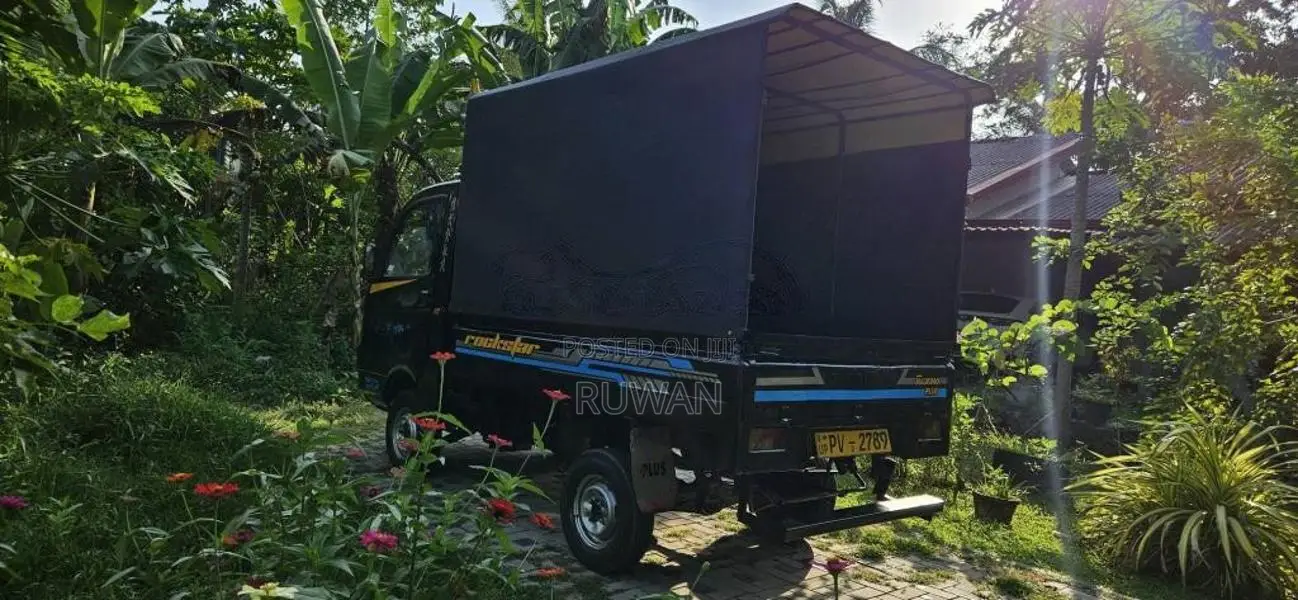Mahindra Maxximo 2013 Lorry (Used)