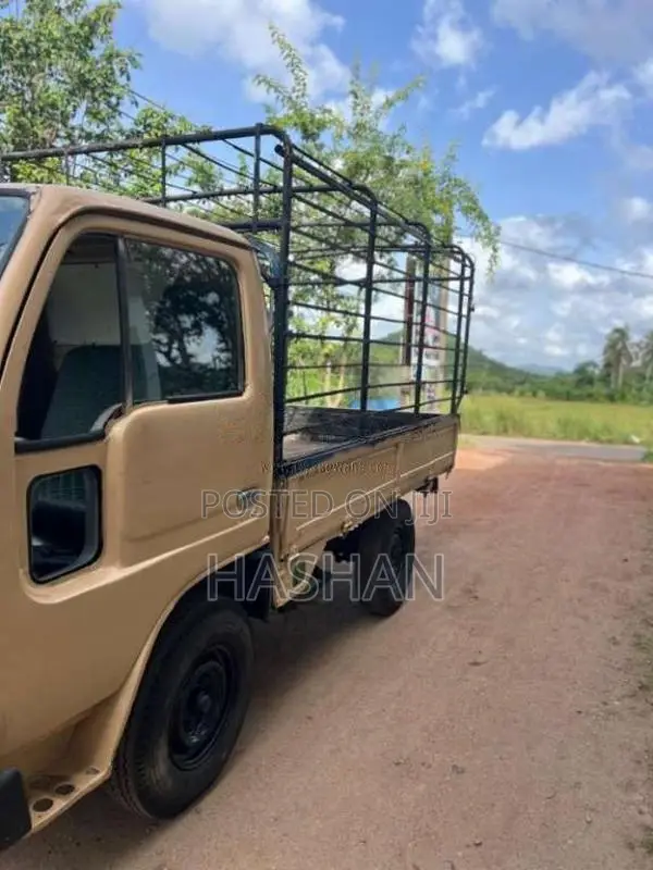 Isuzu ELF 150 1978 Lorry (Used)
