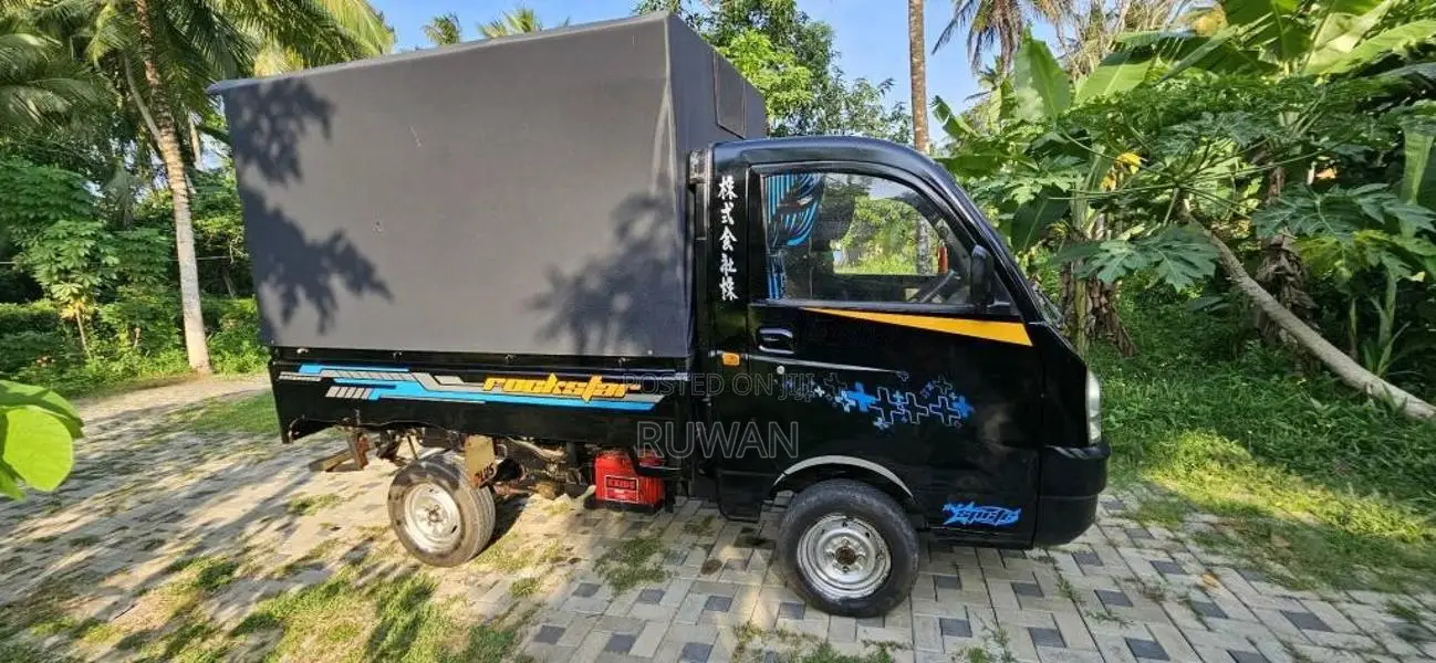 Mahindra Maxximo 2013 Lorry (Used)