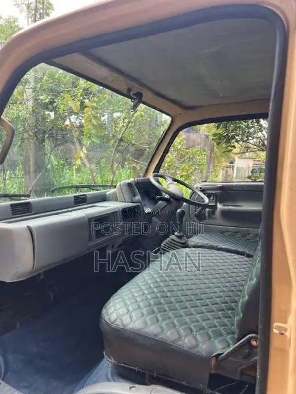 Isuzu ELF 150 1978 Lorry (Used)