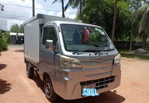 Daihatsu Hijet 2016 Lorry (Used)