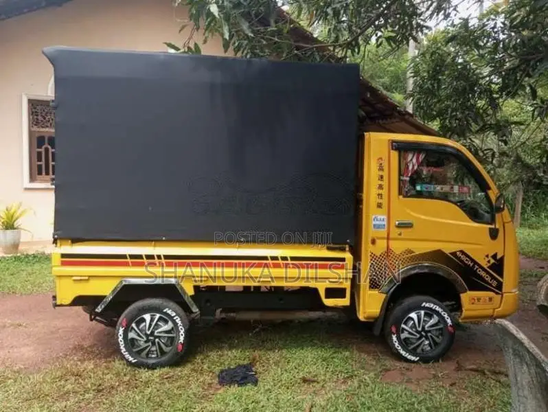 Tata Dimo Batta 2010 Lorry (Used)