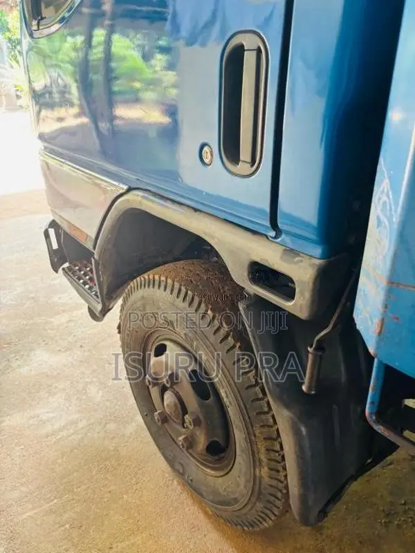 Mitsubishi Tipper 1992 Lorry (Used)