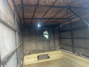 Tata Dimo Batta 2011 Lorry (Used)