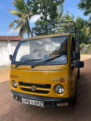 Tata Dimo Batta 2011 Lorry (Used)
