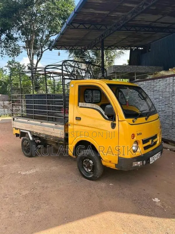 Tata Dimo Batta 2011 Lorry (Used)
