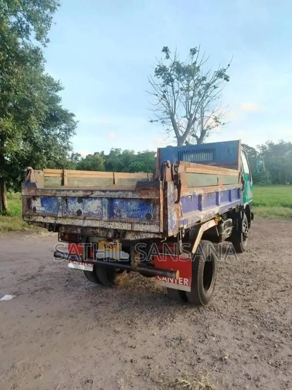 Mitsubishi Canter Tipper 1993 Lorry (Used)