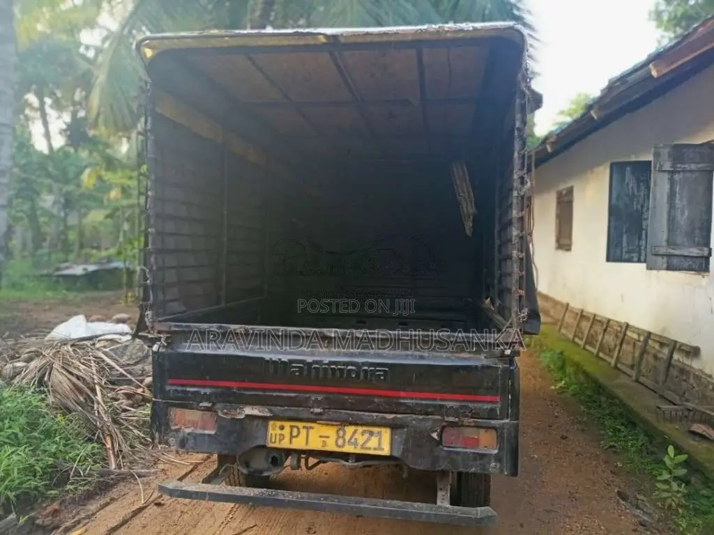 Mahindra Maxximo Plus 2012 Lorry (Used)