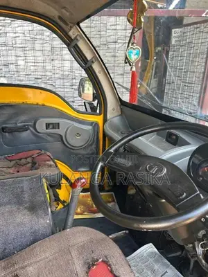 Tata Dimo Batta 2011 Lorry (Used)