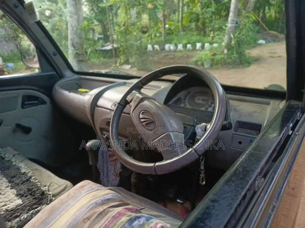 Mahindra Maxximo Plus 2012 Lorry (Used)