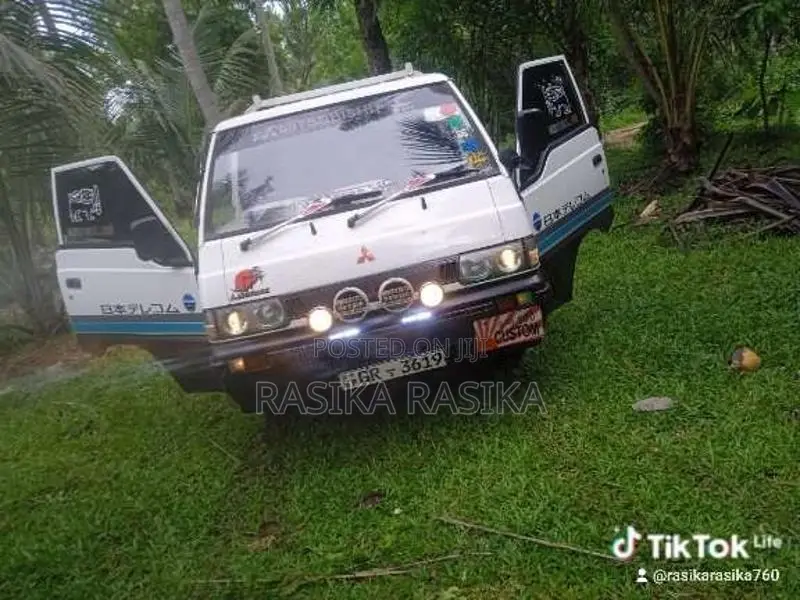 Mitsubishi PO5 1998 Lorry (Used)