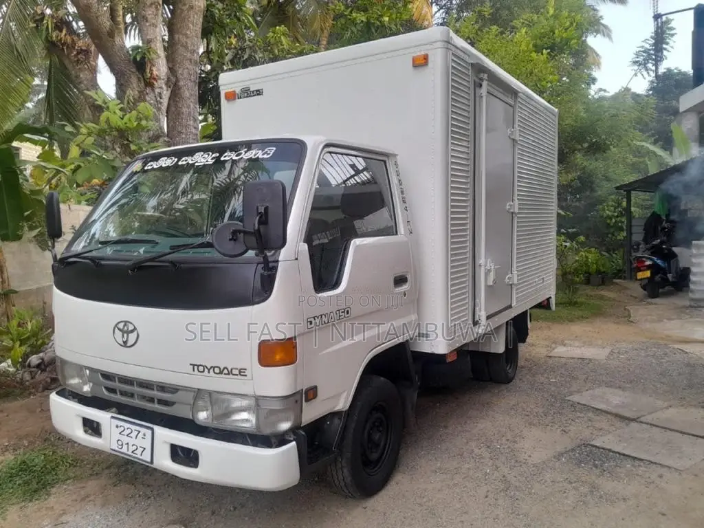 Toyota Dyna 2000 Lorry (Used)