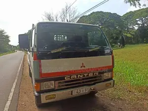 Mitsubishi CANTER 1989 Lorry (Used)