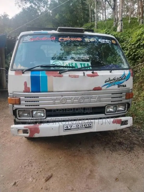 Toyota Dyna 1989 Lorry (Used)