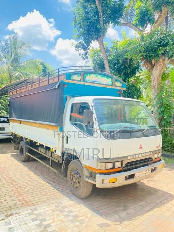 Mitsubishi Canter 2008 Lorry (Used)