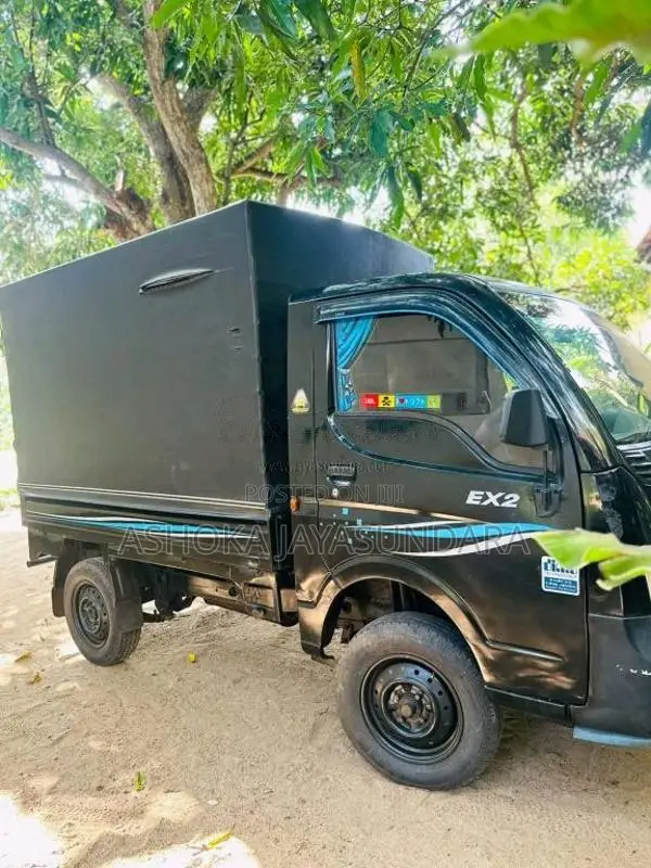 Tata Dimo Batta 2013 Lorry (Used)