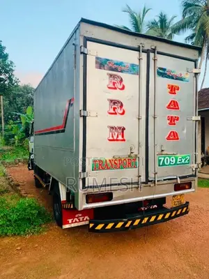 Tata 709 2012 Lorry (Used)