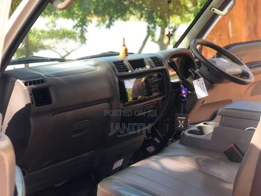 Nissan Vanette 2015 Lorry (Used)