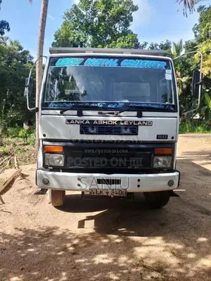 Ashok-Leyland Cargo 2011 Lorry (Used)