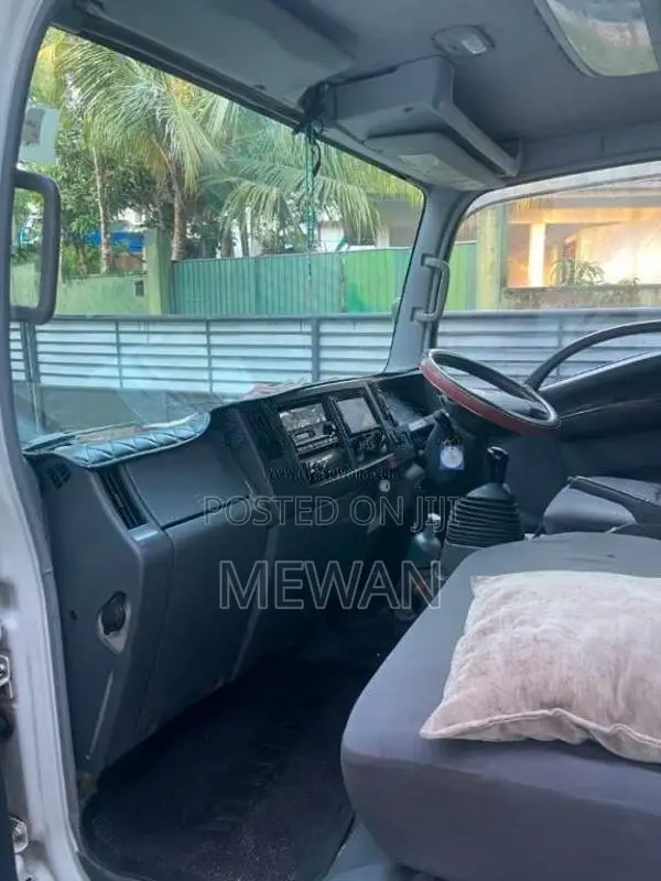 Isuzu ELF Freezer 2008 Lorry (Used)