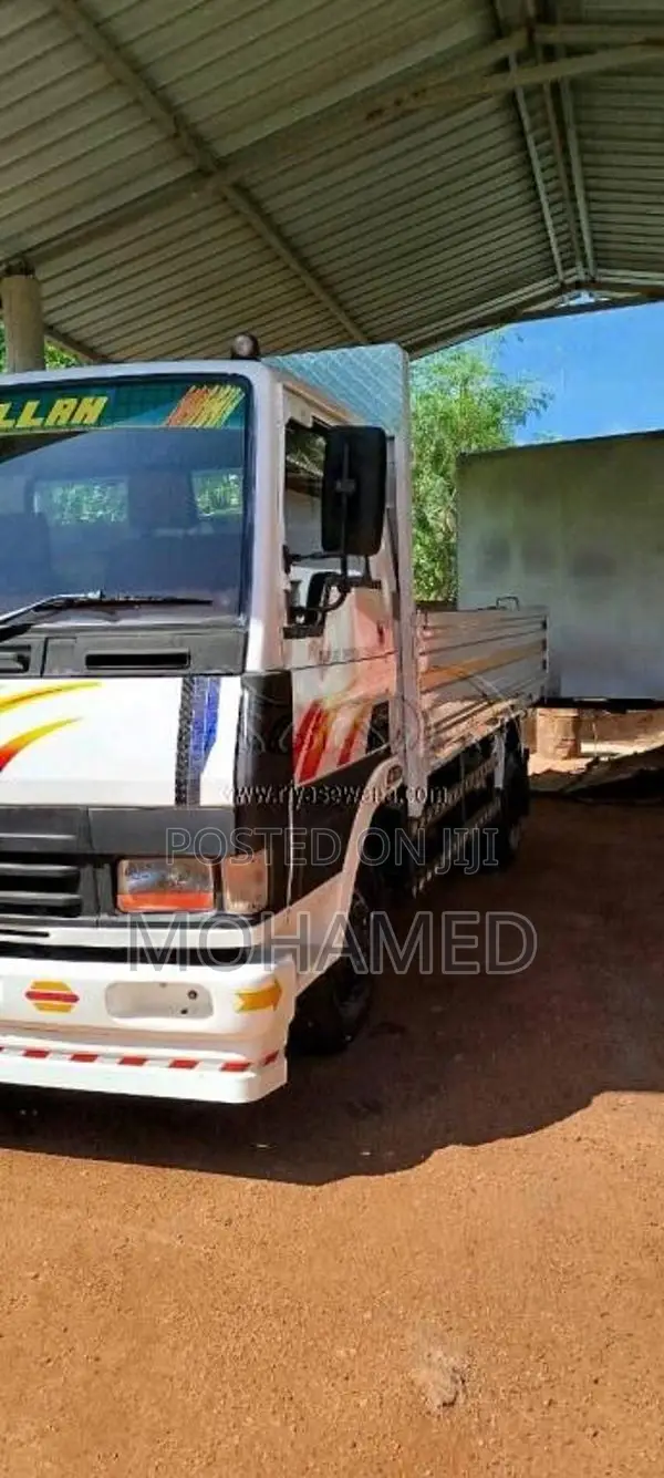 Tata 709 2014 Lorry (Used)