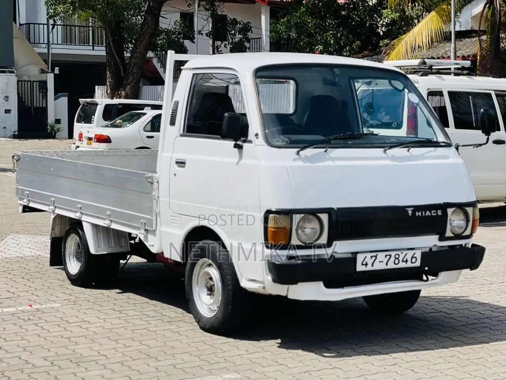 Toyota LH30 1983 Lorry (Used)