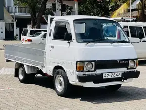Toyota LH30 1983 Lorry (Used)