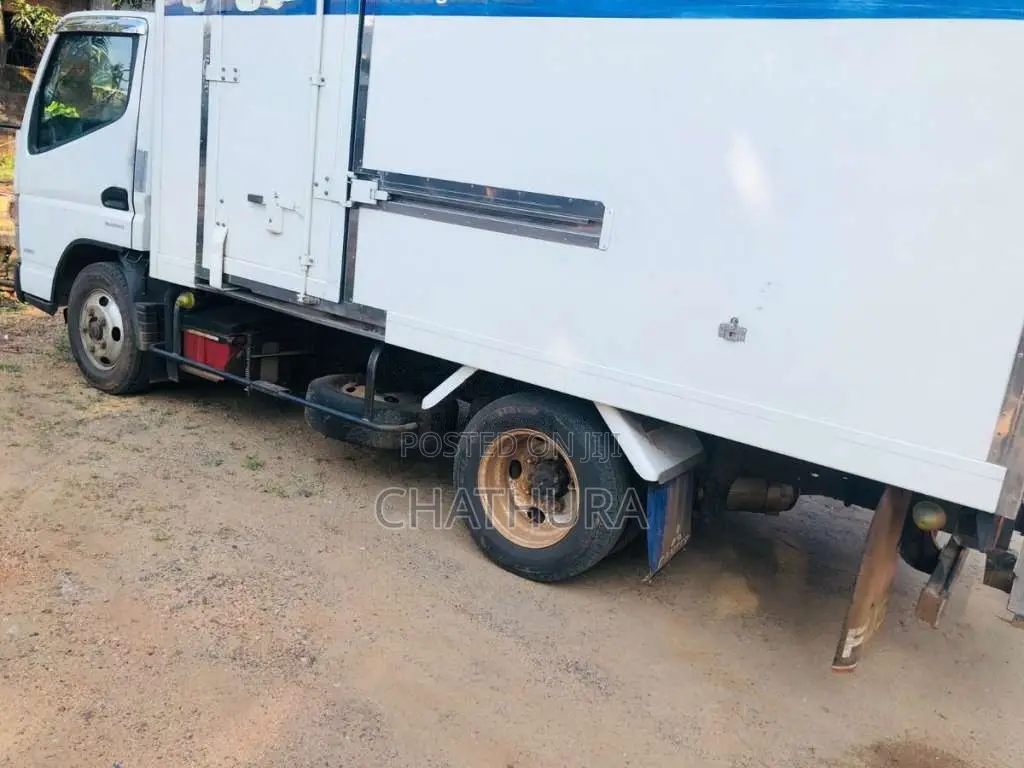 Mitsubishi Fuso 2013 Lorry (Used)