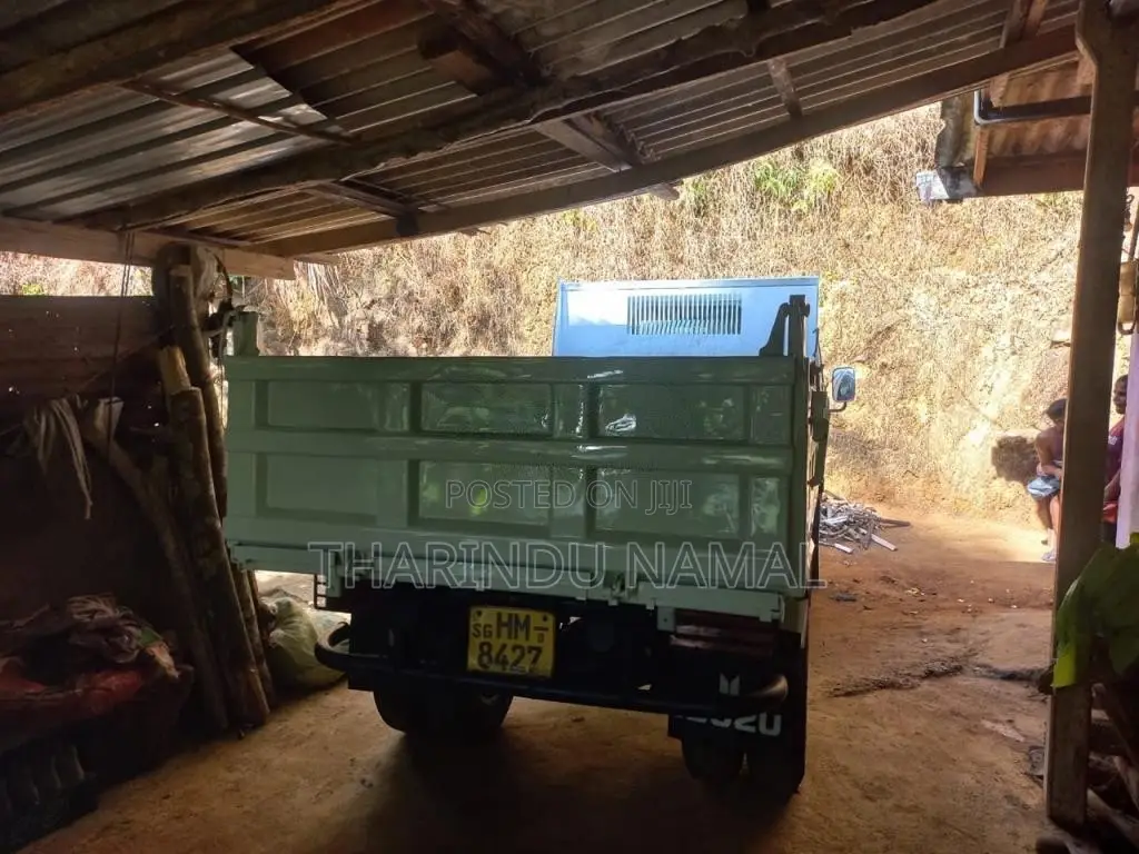 Isuzu Tipper 1998 Lorry (Used)