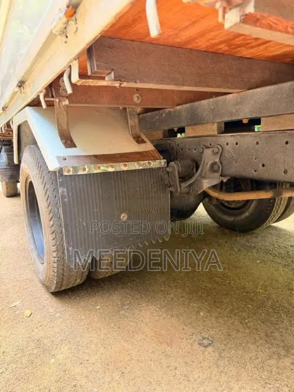 Nissan Atlas 1995 Lorry (Used)
