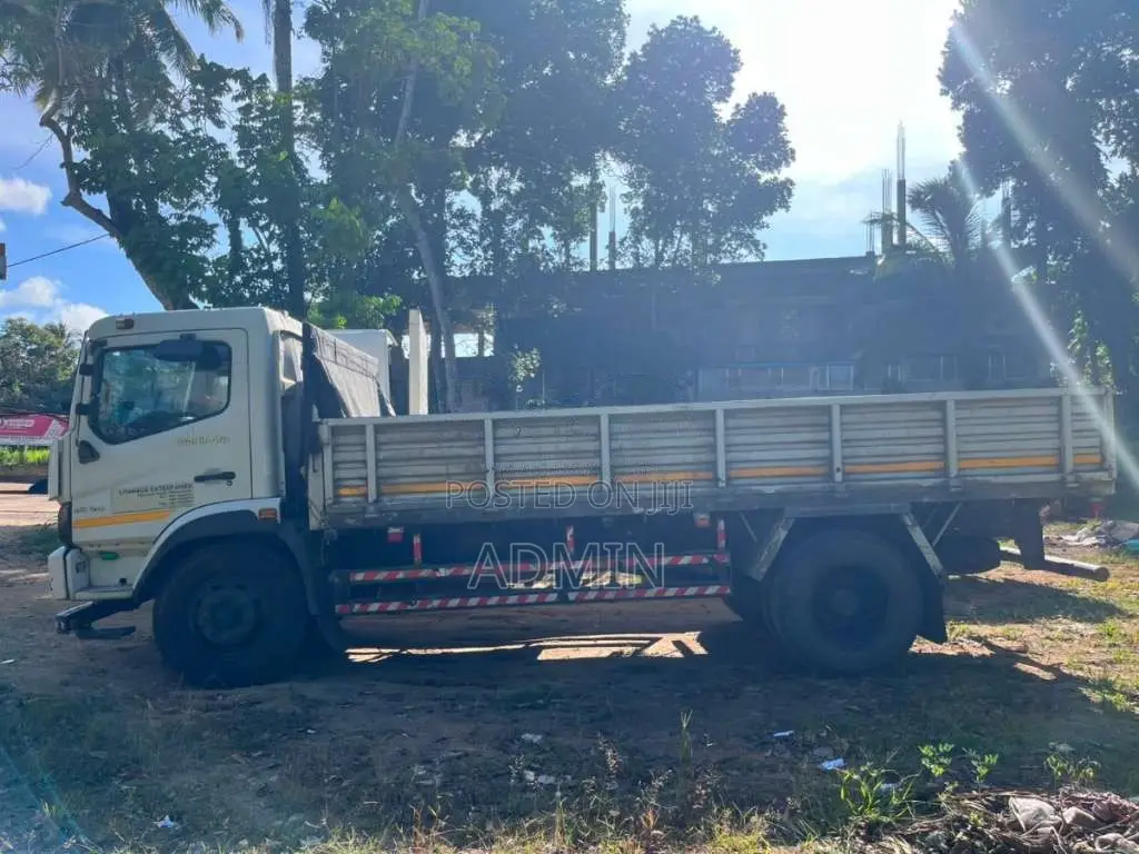 Mahindra Mahindra 2020 Lorry (Used)