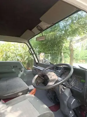Mitsubishi CANTER 1989 Lorry (Used)