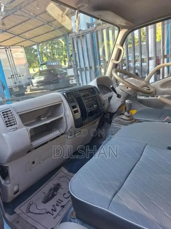 Toyota Dyna 1999 Lorry (Used)