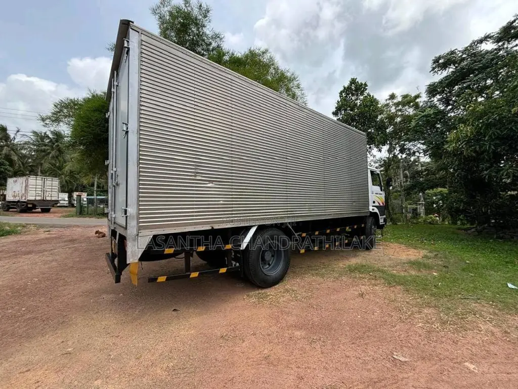 Tata 1109 2014 Lorry (Used)