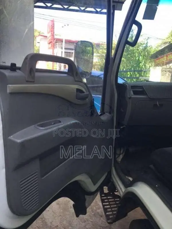 JAC Full Body 2012 Lorry (Used)