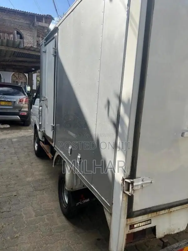 Mazda Bongo 2004 Lorry (Used)