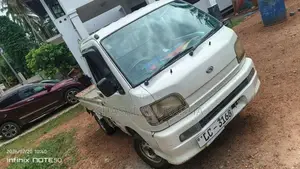Daihatsu Hijet 2001 Lorry (Used)