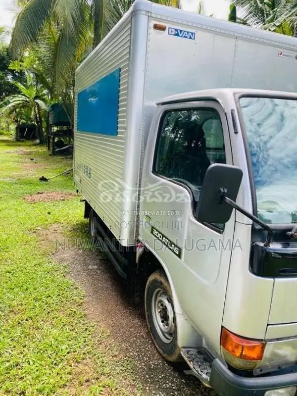 Nissan Atlas 1999 Lorry (Used)