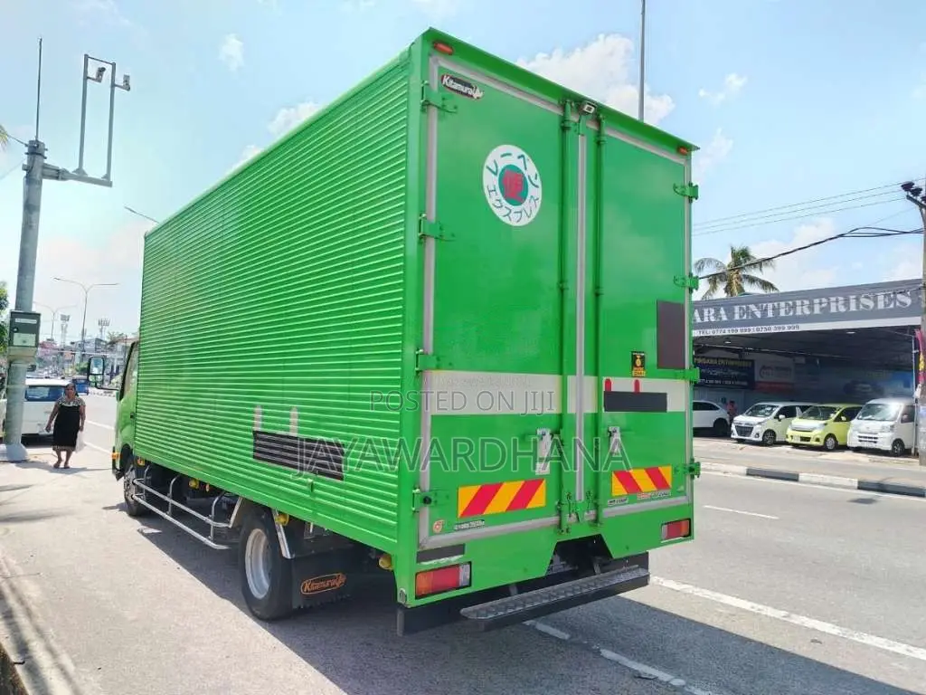 HINO DUTRO 16.5FT DUNU 2018 Lorry Unregistered (Recondition)