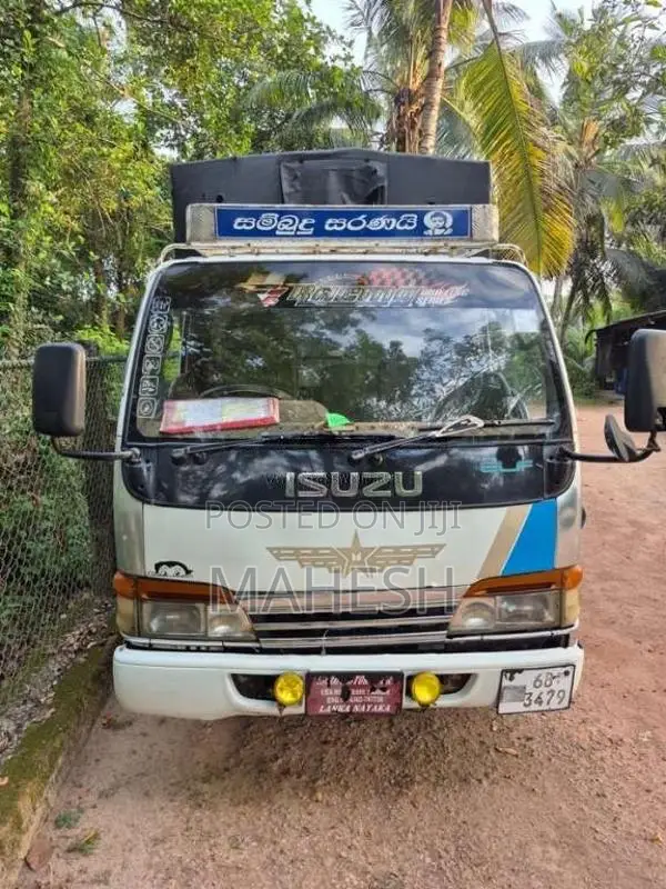 Isuzu ELF 1993 Lorry (Used)