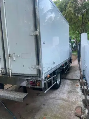 Isuzu ELF Freezer 2008 Lorry (Used)