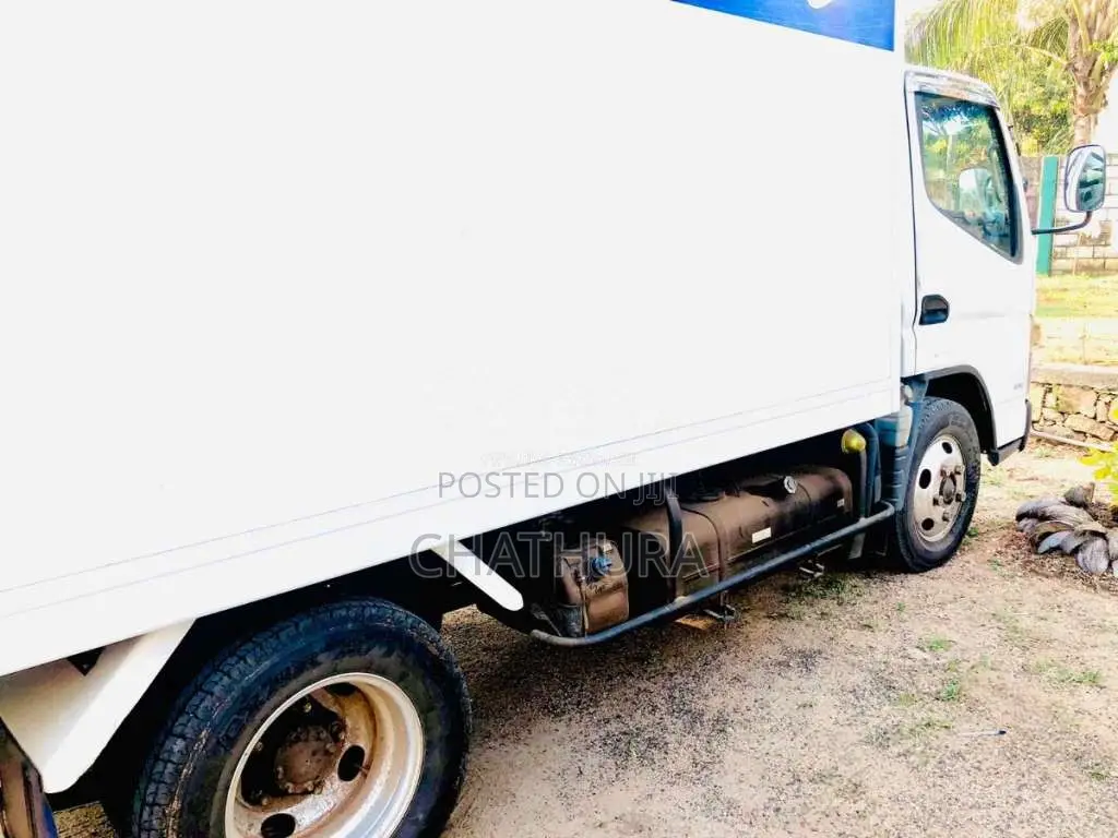 Mitsubishi Fuso 2013 Lorry (Used)