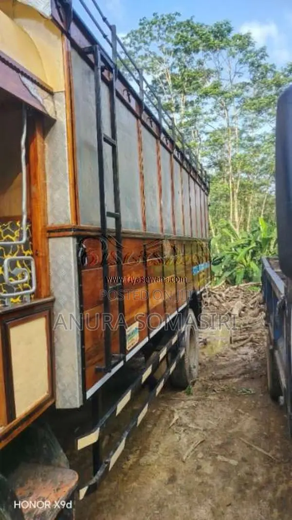 Tata 1210 1989 Lorry (Used)