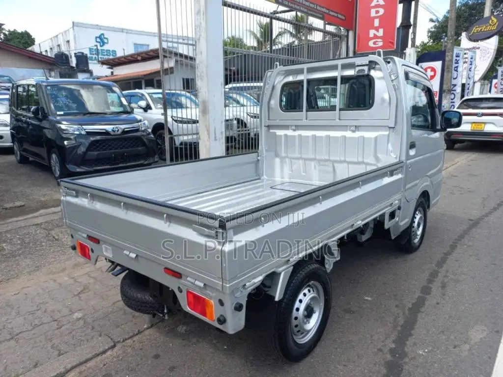 Suzuki Carry 2025 Lorry Brand New